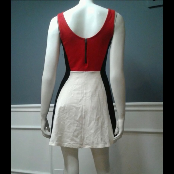 Express M Red Skater Sleeveless Dress Needs Repair - Picture 4 of 4